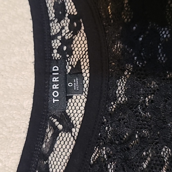 Torrid Black Lace Crew Tee - Picture 6 of 6